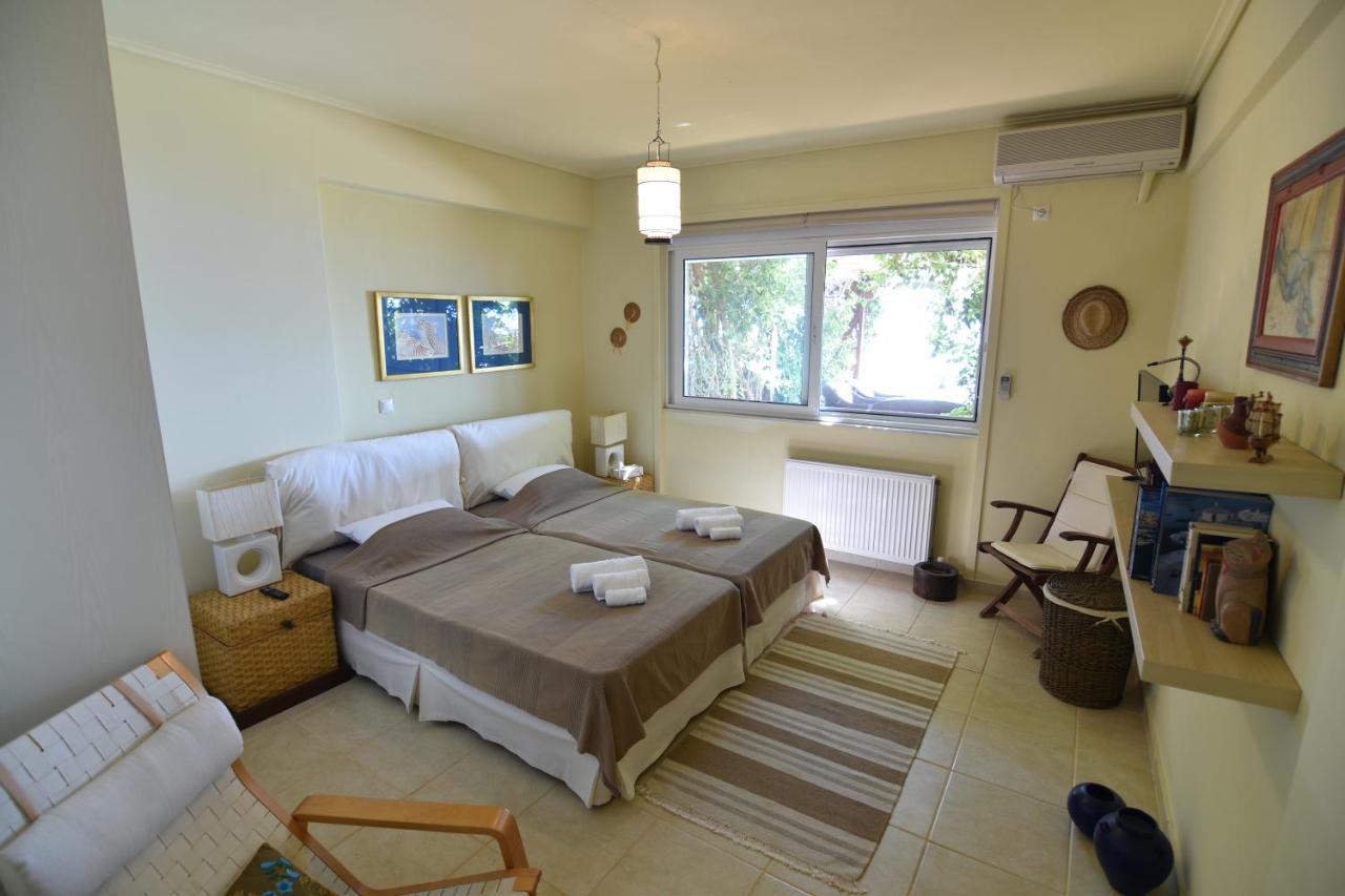 Blue Bay View - Beach House Vathirrevma Buitenkant foto